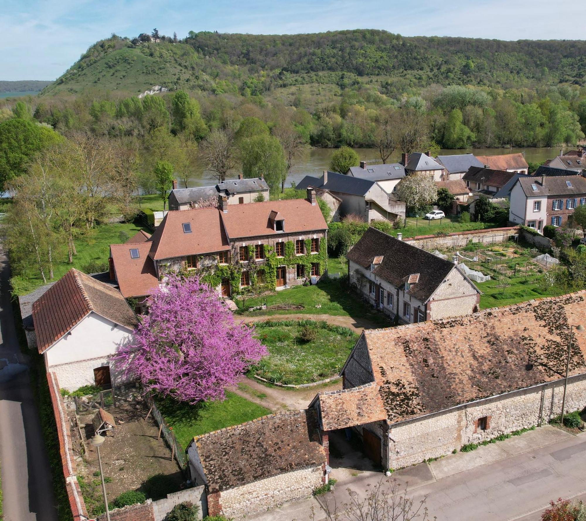 Вилла Les Jardins De Felicie Poses Экстерьер фото